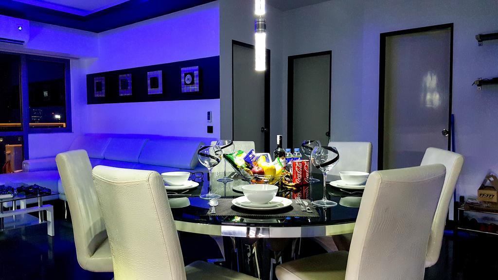 Modern Luxury Lower Penthouse Unit Manille Extérieur photo